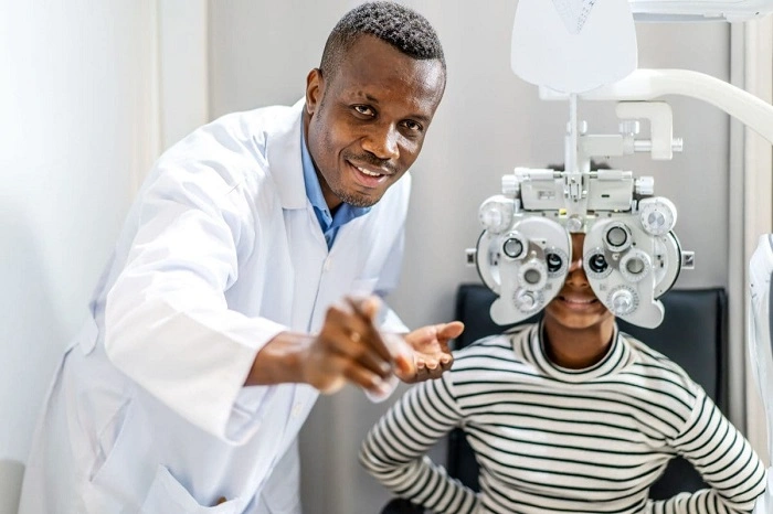 What is an Eye Doctor